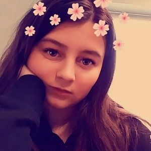 Meet your Posher, Camille